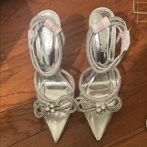 Vince Camuto Silver Heels with Bow Accent